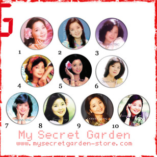 Teresa Teng 鄧麗君 Pinback Button Badge Set 1a or 1b( or Hair Ties / 4.4 cm Badge / Magnet / Keychain Set )